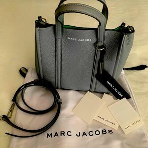Marc Jacob’s The Tag tote 21